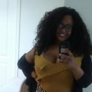 Meet your Posher, Paula